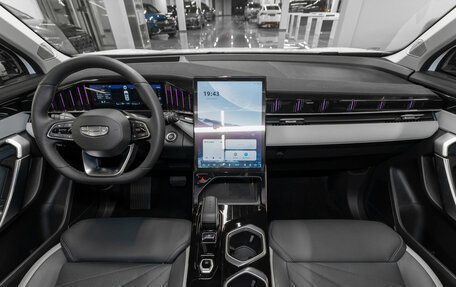 Geely Atlas, 2024 год, 3 390 000 рублей, 8 фотография