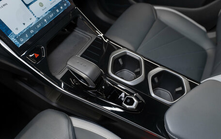 Geely Atlas, 2024 год, 3 390 000 рублей, 18 фотография