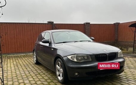 BMW 1 серия, 2006 год, 650 000 рублей, 2 фотография