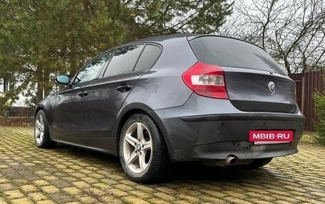 BMW 1 серия, 2006 год, 650 000 рублей, 4 фотография