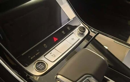 Audi A8, 2025 год, 9 500 155 рублей, 15 фотография