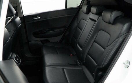 KIA Sportage IV рестайлинг, 2018 год, 2 200 000 рублей, 9 фотография