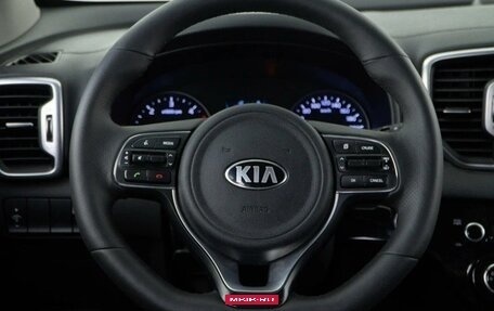 KIA Sportage IV рестайлинг, 2018 год, 2 200 000 рублей, 15 фотография