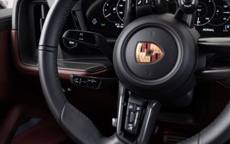 Porsche Cayenne III, 2025 год, 24 590 000 рублей, 16 фотография