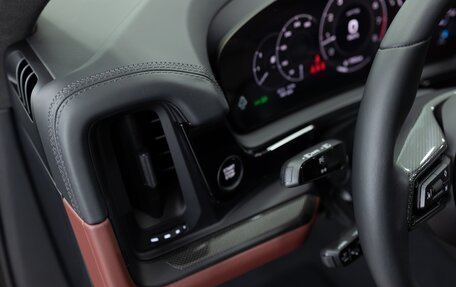 Porsche Cayenne III, 2025 год, 24 590 000 рублей, 13 фотография