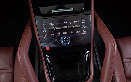 Porsche Cayenne III, 2025 год, 24 590 000 рублей, 19 фотография