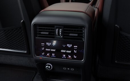 Porsche Cayenne III, 2025 год, 24 590 000 рублей, 30 фотография