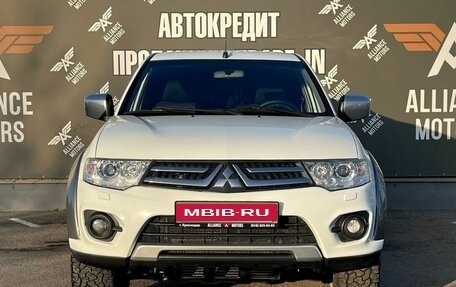 Mitsubishi L200 IV рестайлинг, 2014 год, 1 410 000 рублей, 2 фотография