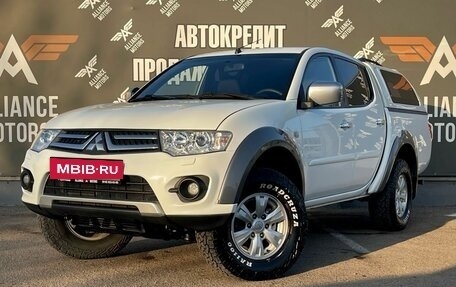 Mitsubishi L200 IV рестайлинг, 2014 год, 1 410 000 рублей, 3 фотография