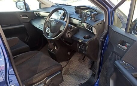 Honda Freed I, 2014 год, 1 200 000 рублей, 26 фотография