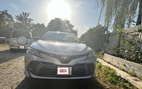 Toyota Camry, 2017 год, 2 390 000 рублей, 5 фотография