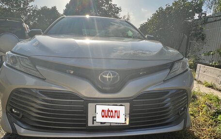 Toyota Camry, 2017 год, 2 390 000 рублей, 4 фотография