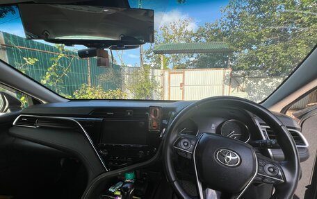 Toyota Camry, 2017 год, 2 390 000 рублей, 17 фотография