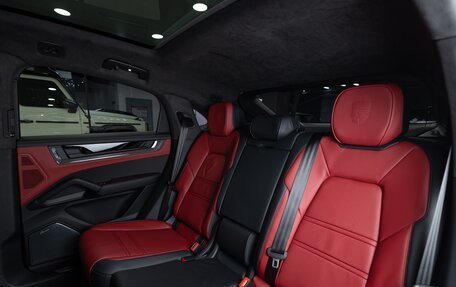 Porsche Cayenne III, 2025 год, 24 690 000 рублей, 32 фотография