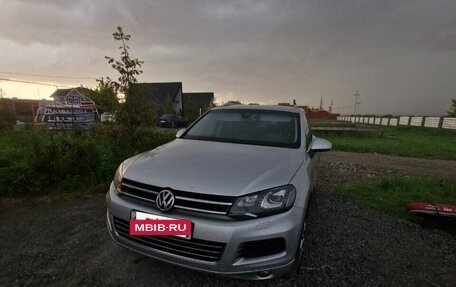 Volkswagen Touareg III, 2014 год, 1 907 000 рублей, 2 фотография