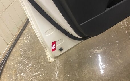 Toyota Vitz, 2005 год, 500 000 рублей, 9 фотография