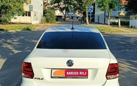 Volkswagen Polo VI (EU Market), 2018 год, 1 250 000 рублей, 2 фотография