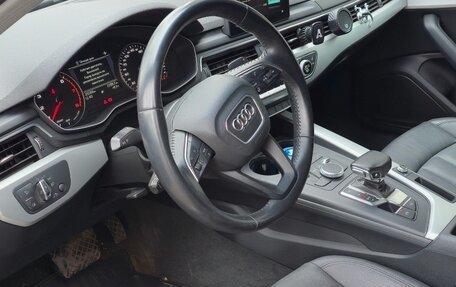 Audi A4, 2018 год, 2 120 000 рублей, 10 фотография