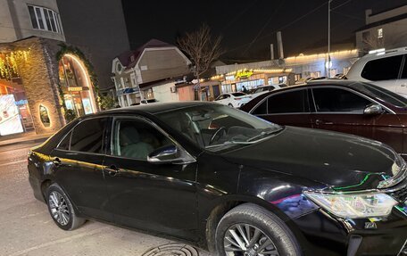 Toyota Camry, 2015 год, 1 700 000 рублей, 3 фотография