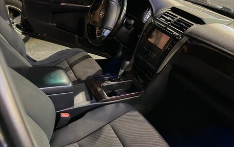 Toyota Camry, 2015 год, 1 700 000 рублей, 5 фотография