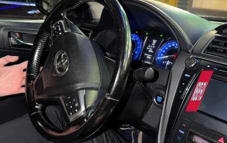 Toyota Camry, 2015 год, 1 700 000 рублей, 4 фотография