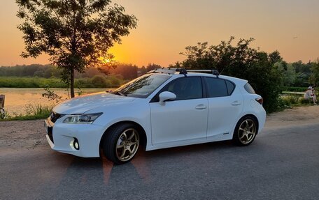 Lexus CT I рестайлинг, 2011 год, 1 500 000 рублей, 2 фотография