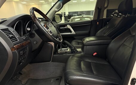 Toyota Land Cruiser 200, 2014 год, 4 700 000 рублей, 9 фотография