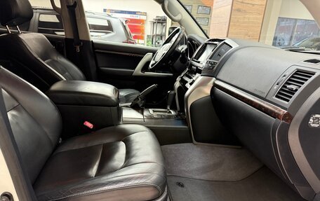 Toyota Land Cruiser 200, 2014 год, 4 700 000 рублей, 16 фотография