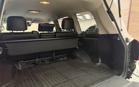 Toyota Land Cruiser 200, 2014 год, 4 700 000 рублей, 23 фотография