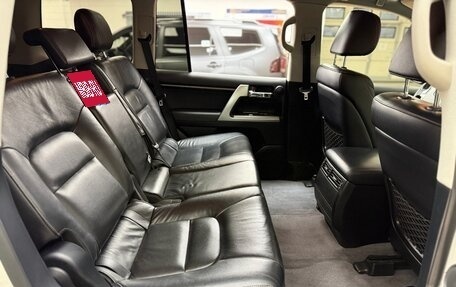 Toyota Land Cruiser 200, 2014 год, 4 700 000 рублей, 17 фотография