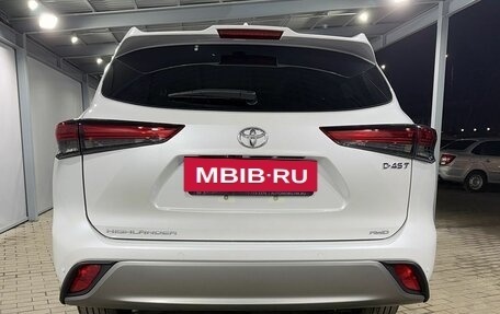 Toyota Highlander, 2025 год, 6 500 000 рублей, 4 фотография