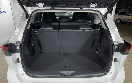 Toyota Highlander, 2025 год, 6 500 000 рублей, 10 фотография