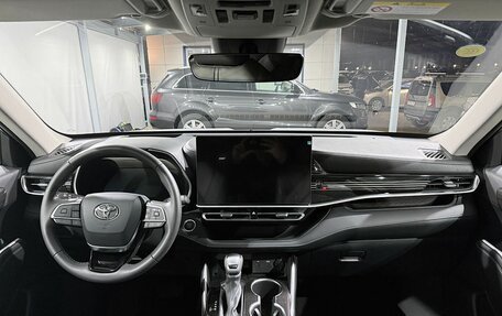 Toyota Highlander, 2025 год, 6 500 000 рублей, 11 фотография