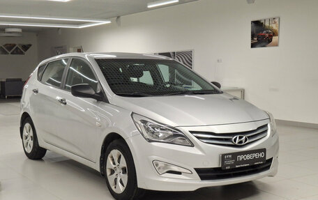 Hyundai Solaris II рестайлинг, 2015 год, 799 000 рублей, 3 фотография