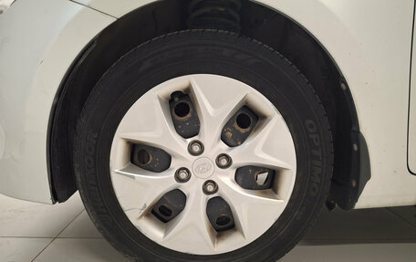 Hyundai Solaris II рестайлинг, 2015 год, 799 000 рублей, 18 фотография