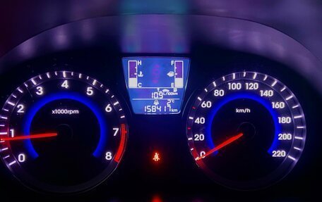 Hyundai Solaris II рестайлинг, 2016 год, 865 000 рублей, 9 фотография