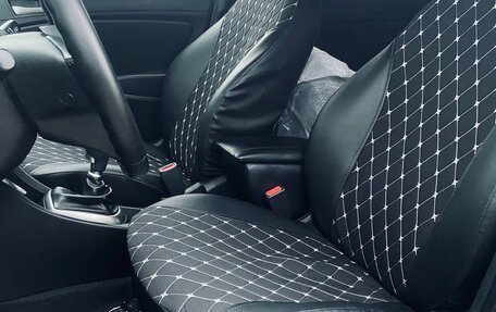 Hyundai Solaris II рестайлинг, 2016 год, 865 000 рублей, 10 фотография