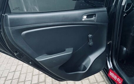 Hyundai Solaris II рестайлинг, 2016 год, 865 000 рублей, 19 фотография