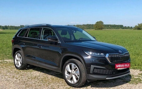 Skoda Kodiaq I, 2022 год, 3 590 000 рублей, 2 фотография