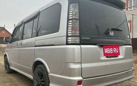 Honda Stepwgn II рестайлинг, 2003 год, 950 000 рублей, 3 фотография