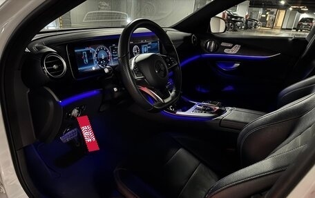 Mercedes-Benz E-Класс, 2017 год, 3 500 000 рублей, 4 фотография