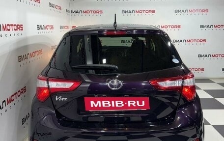 Toyota Vitz, 2018 год, 1 099 000 рублей, 4 фотография