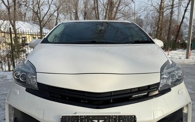 Toyota Prius, 2015 год, 1 410 000 рублей, 1 фотография