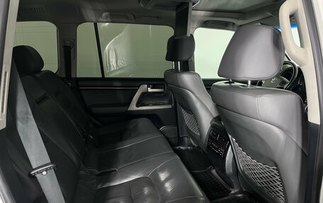 Toyota Land Cruiser 200, 2010 год, 2 797 000 рублей, 12 фотография