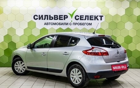 Renault Megane III, 2011 год, 650 000 рублей, 6 фотография