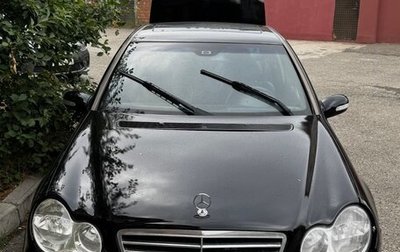 Mercedes-Benz C-Класс, 2004 год, 480 000 рублей, 1 фотография
