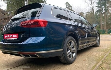 Volkswagen Passat B8 рестайлинг, 2020 год, 2 800 000 рублей, 6 фотография