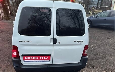 Peugeot Partner II рестайлинг 2, 2011 год, 420 000 рублей, 2 фотография