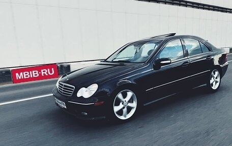 Mercedes-Benz C-Класс, 2004 год, 480 000 рублей, 6 фотография