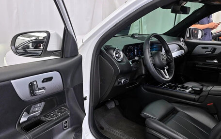 Mercedes-Benz GLB, 2022 год, 2 640 000 рублей, 6 фотография